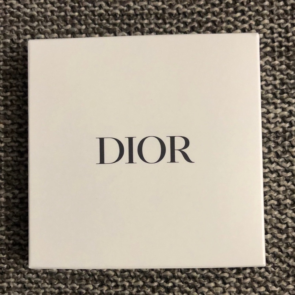 Dior Beauty Silver Double Sided Compact Pocket Mirror Silver New Authentic - Picture 14 of 17